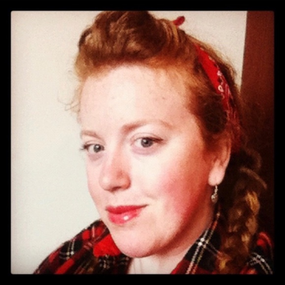 Meet your Posher, Laura - Picture 5 of 7